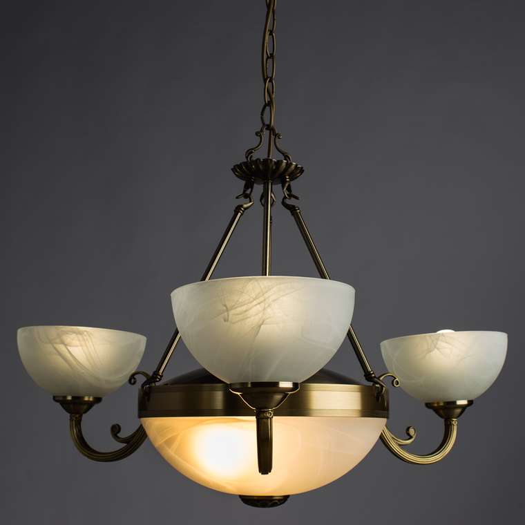 Подвесная люстра ARTE LAMP Windsor White в классическом стиле