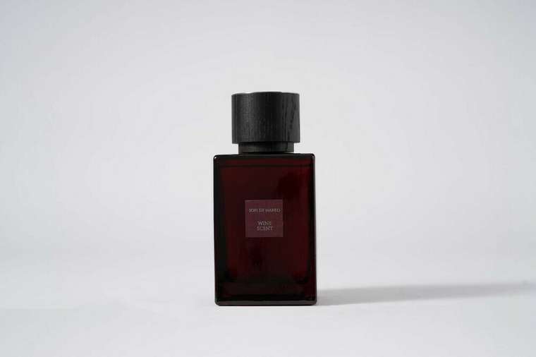Ароматический диффузор Wine scent черного цвета