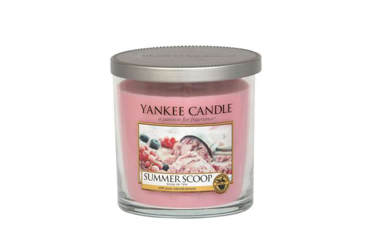 Ароматическая свеча в стакане Yankee Candle Summer Scoop / Кусочек лета