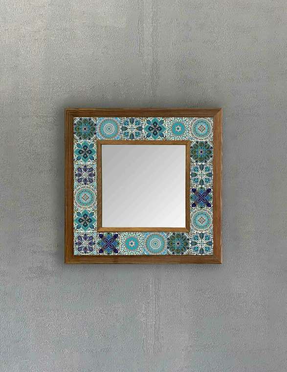 Настенное зеркало 33х33 с каменной мозаикой сине-голубого цвета