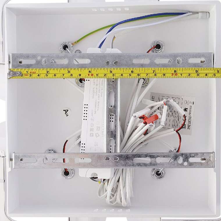 Потолочная люстра Spektr LED LAMPS 81108/4C (акрил, цвет белый)