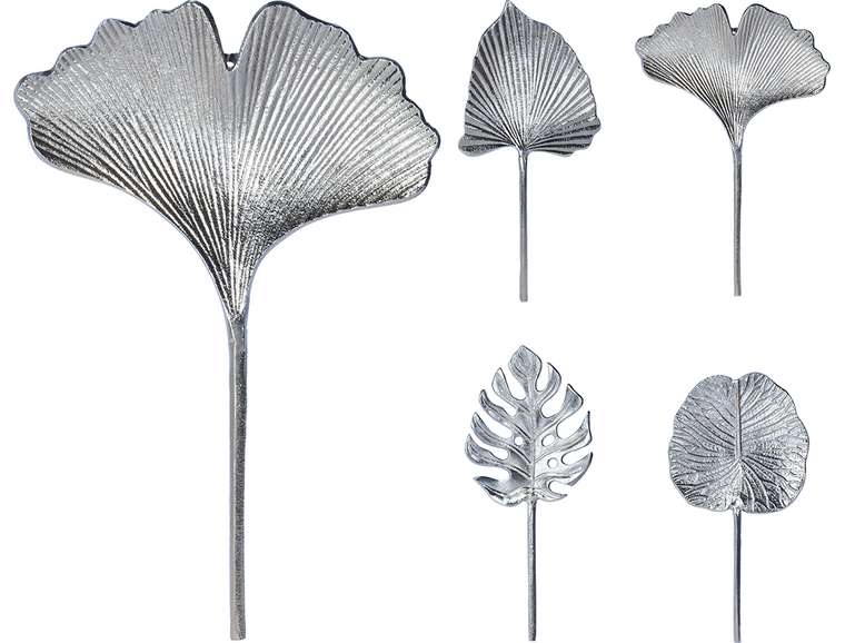 Декоративный лист серебряного цвета