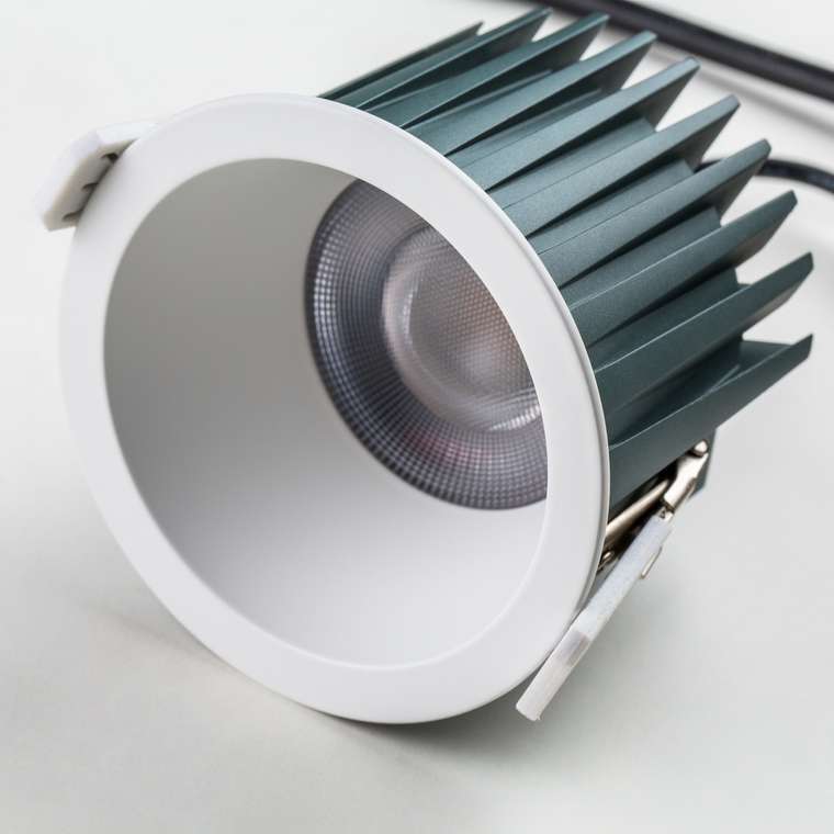 Светильник CICLONE CYL 12W LED 1868LM 36G БЕЛЫЙ 4000K IP44