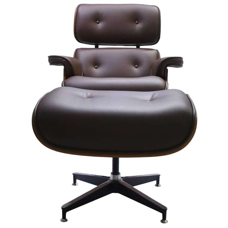 Кресло Lounge Chair коричневого цвета