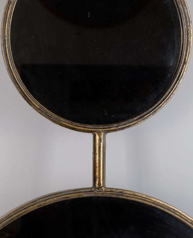 Зеркало настенное Лофт в раме золотого цвета