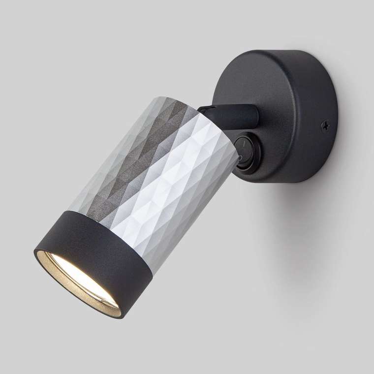 Настенный светильник с выключателем 20088/1 черный/серебро Mizar