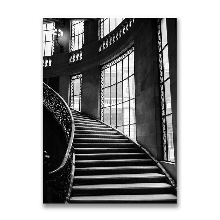 Картина на холсте Парадная лестница 50х70 см