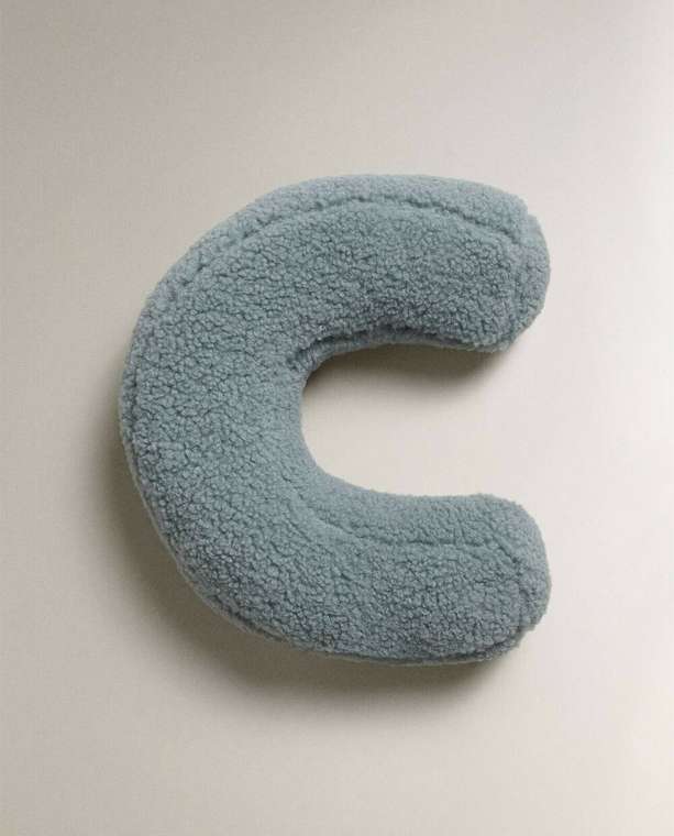 Детская подушка Letter c