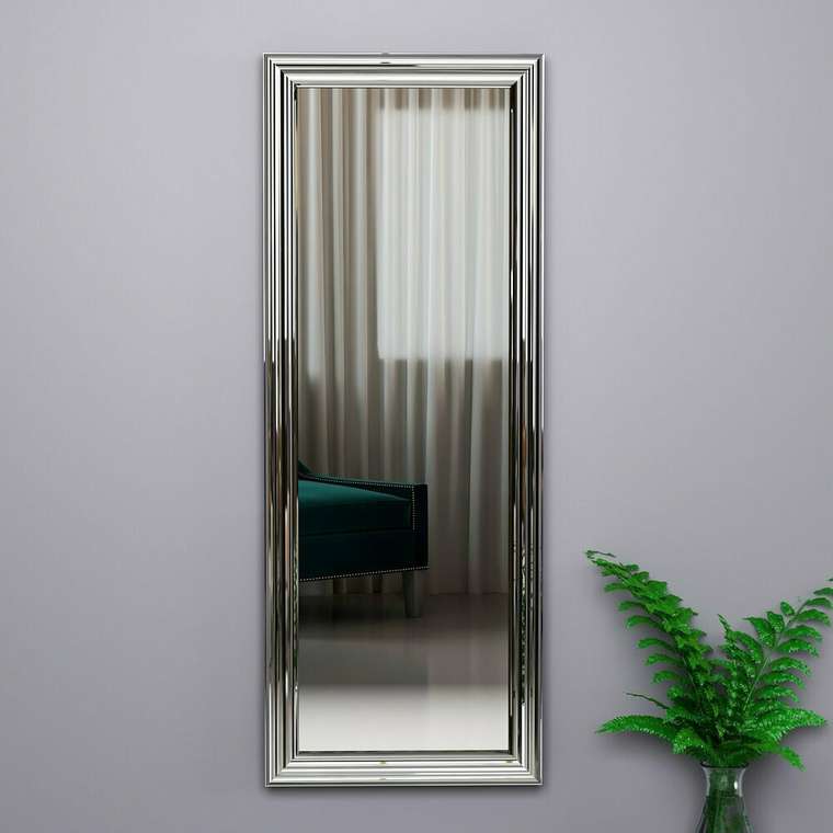 Настенное зеркало Decor 40х105 серебряного цвета