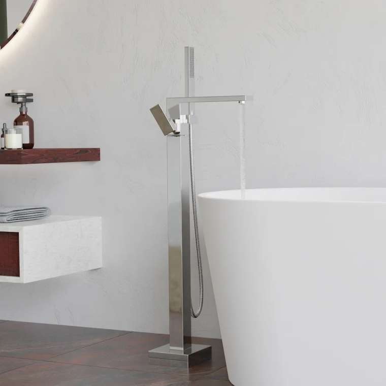 Напольный смеситель для ванны с душем Shower Panels