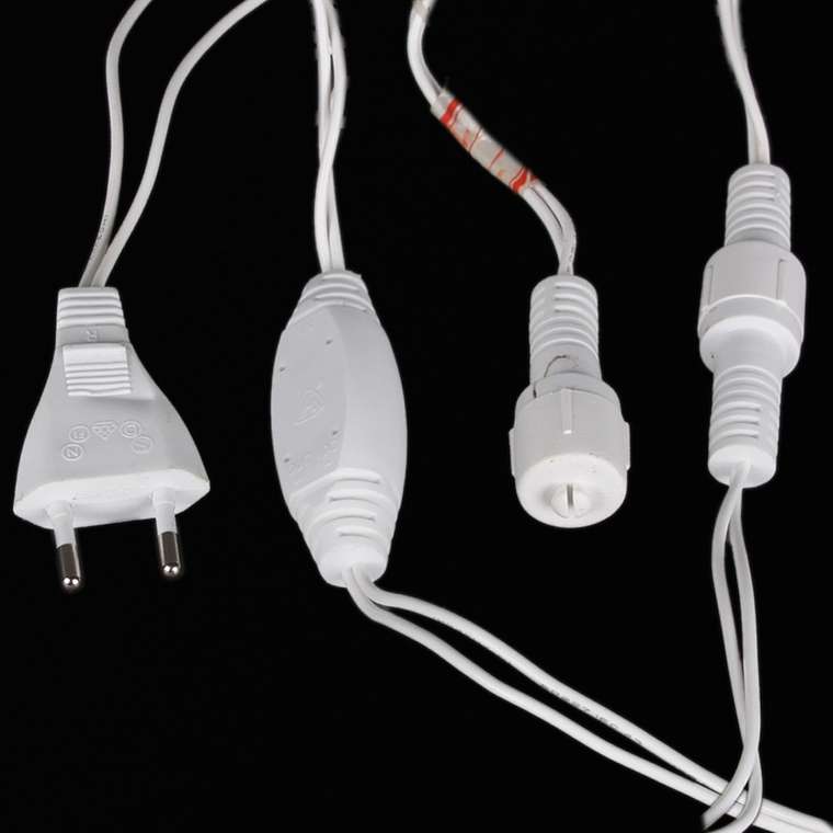 A-012R WW светодиодная гирлянда "бахрома" 3x0.6м 140LED белый провод