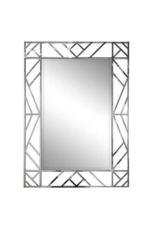 Настенное зеркало в металлической раме