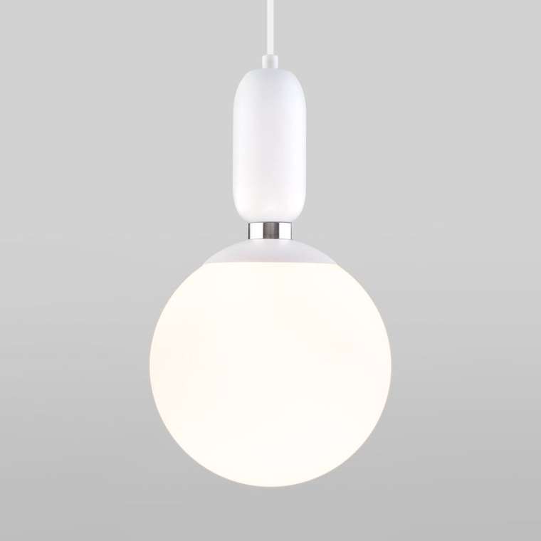 Подвесной светильник Bubble белого цвета со стеклянным плафоном 