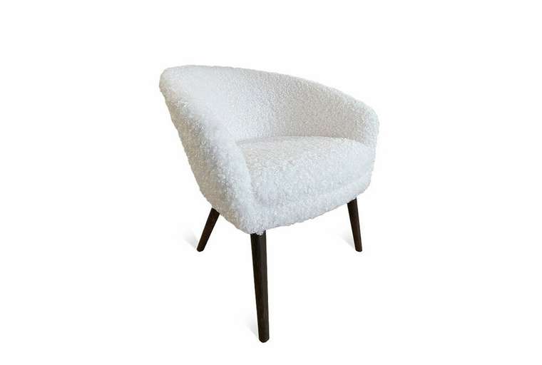 Кресло Тиана белого цвета с ножками цвета венге