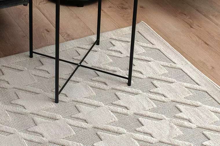 Ковер Elegant 80x150 бежево-белого цвета