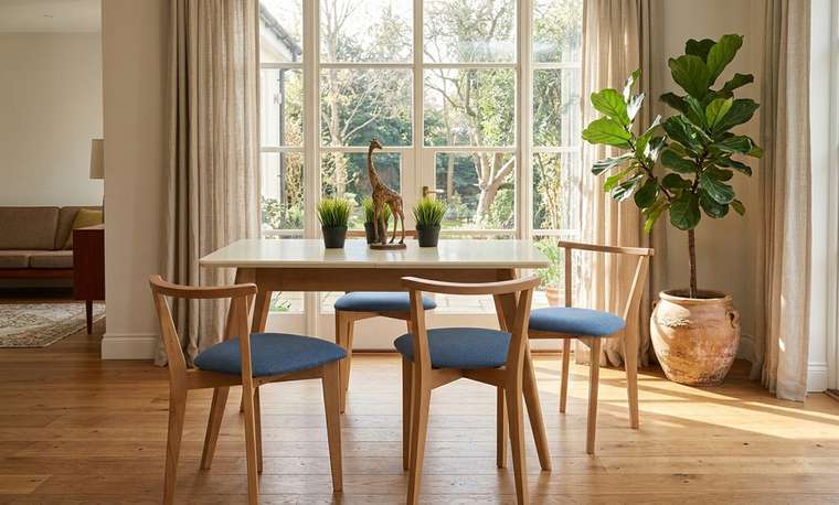 Обеденная группа Сканди 120 со стульями сине-коричневого цвета