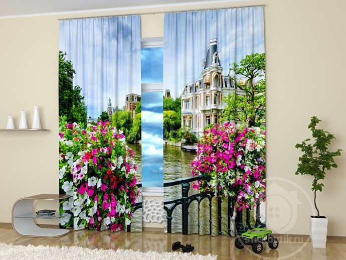 Фотошторы для гостиной: Цветущее подворье