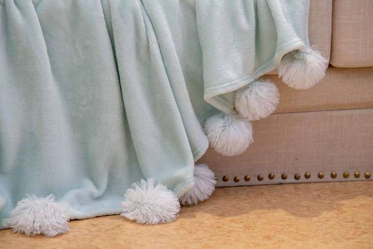 Плед Fluffy ball 160х220 светло-зеленого цвета