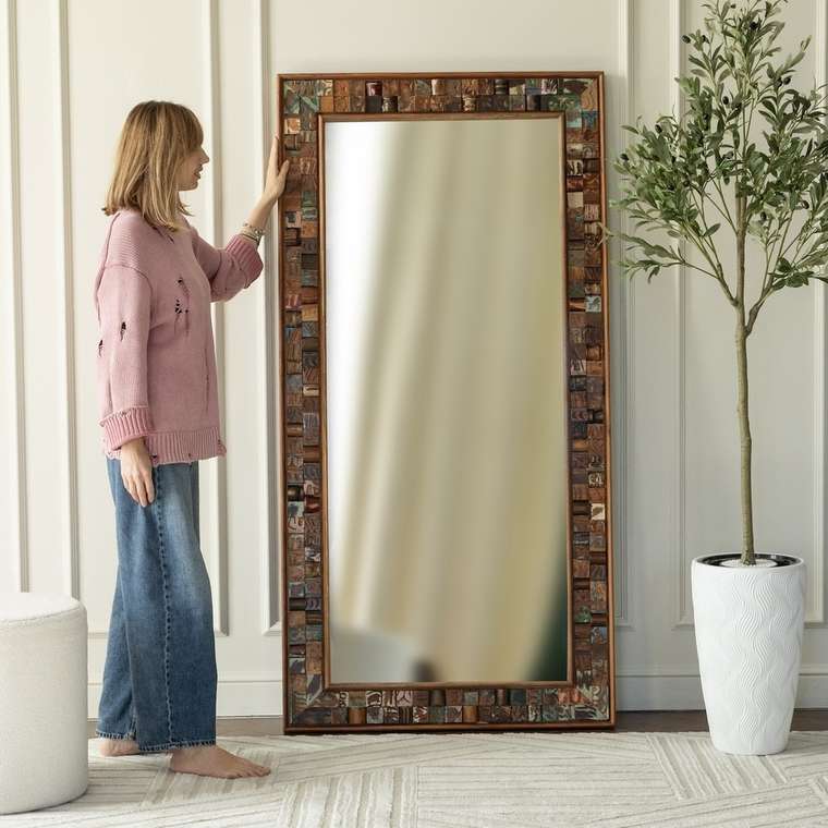 Большое напольное деревянное зеркало 90х180 в бежевой раме