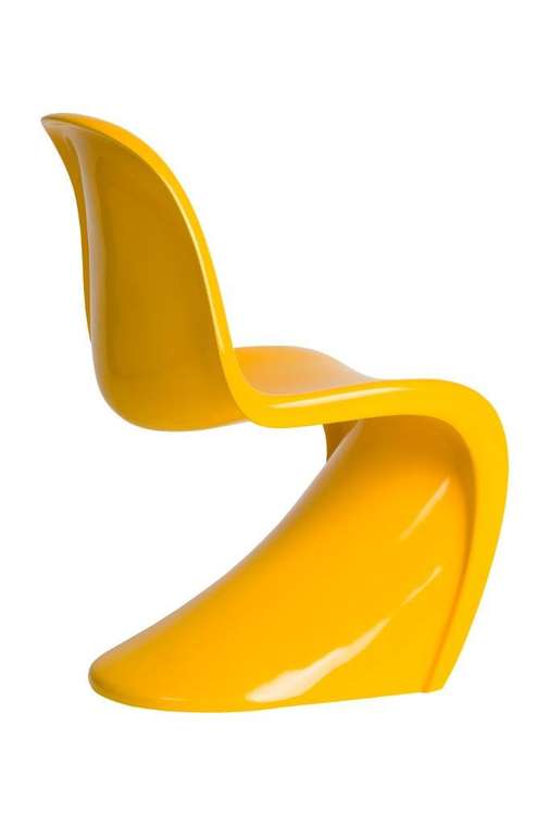 Детский стул желтого цвета