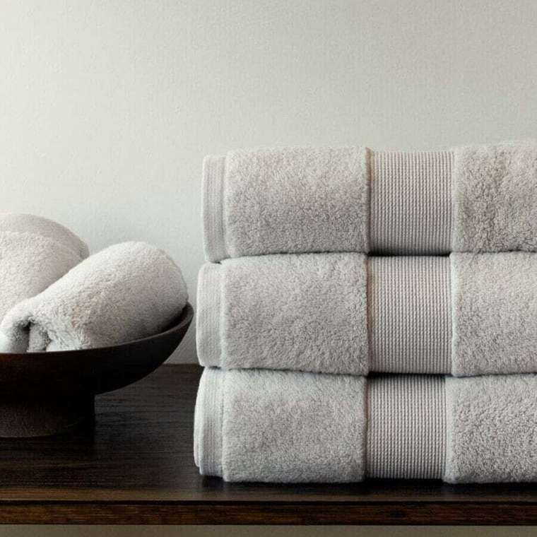 Полотенце банное из мягкой махровой ткани