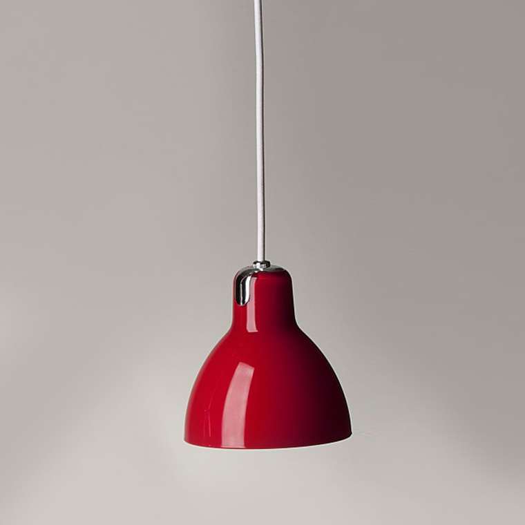 Подвесной светильник Rotaliana Luxy с плафоном красного цвета