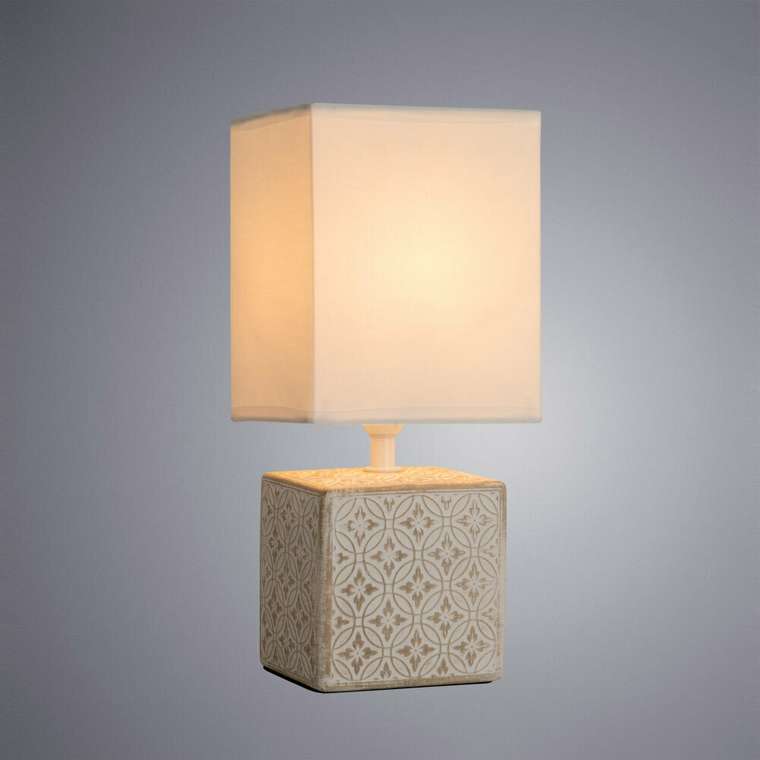 Настольная лампа Fiori с белым абажуром
