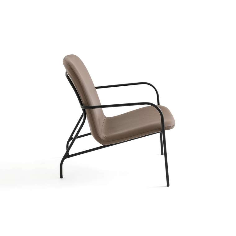 Кресло из кожи Bartoni коричневого цвета