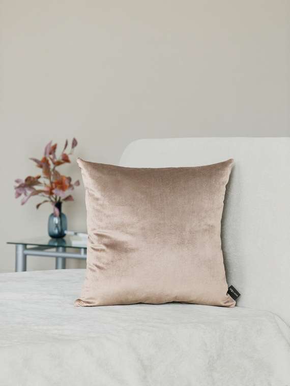 Декоративная подушка Monaco beige 45х45 бежевого цвета