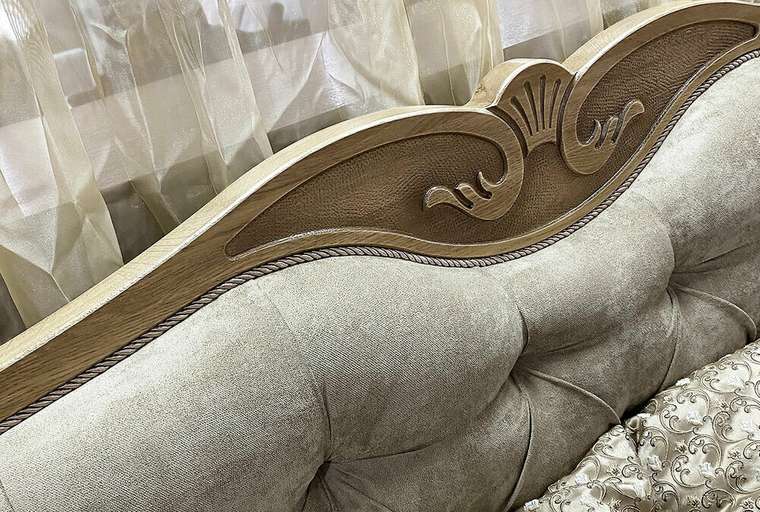 Кровать Fleuron 200x200 коричневого цвета