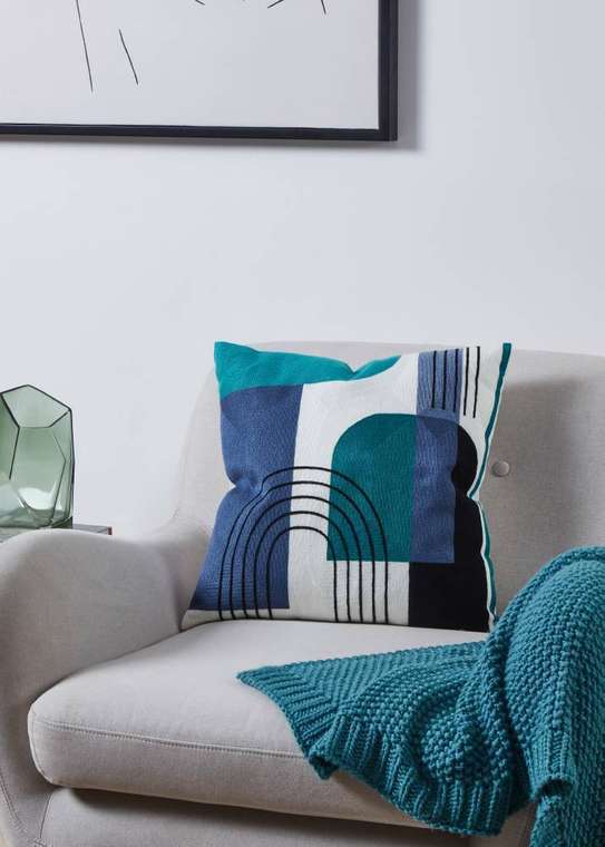 Подушка декоративная Berhala 45х45 сине-зеленого цвета