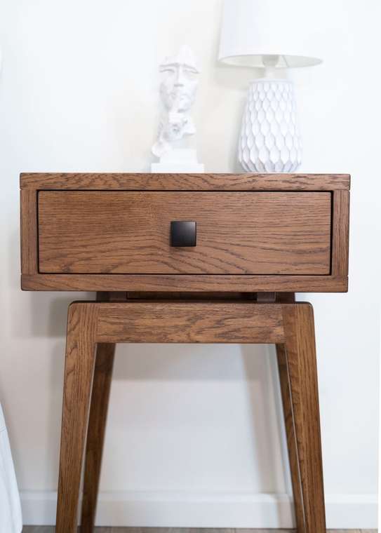 Тумба прикроватная Zolo-DO из натурального дерева коричневого цвета 