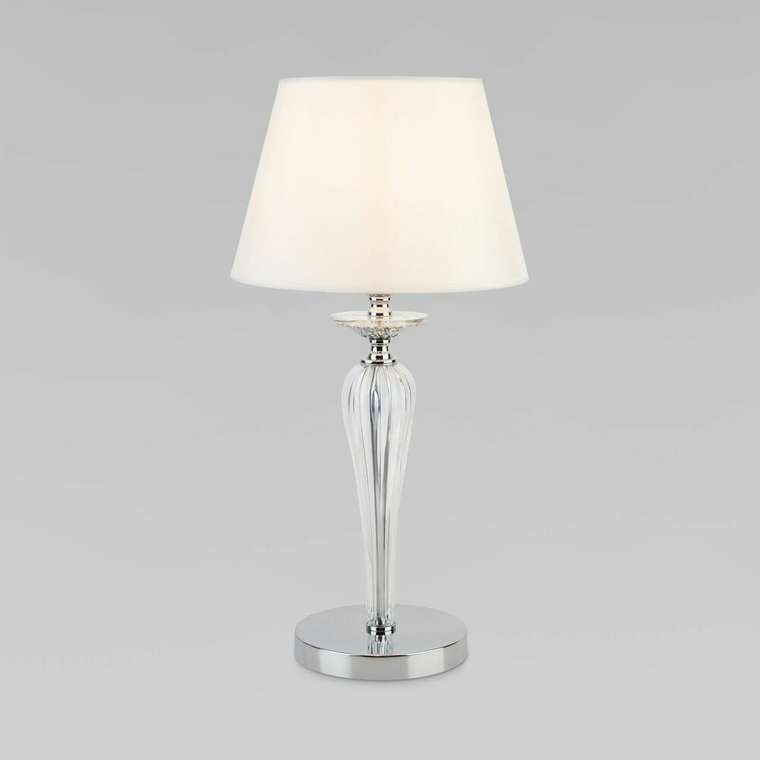 Классическая настольная лампа Olenna с белым абажуром