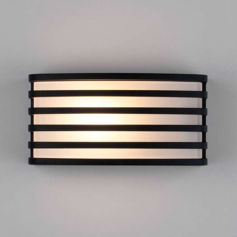 Настенный уличный светильник Grid черно-белого цвета