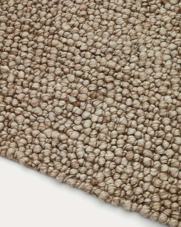 Ковер Lubrin 200x300 серо-бежевого цвета