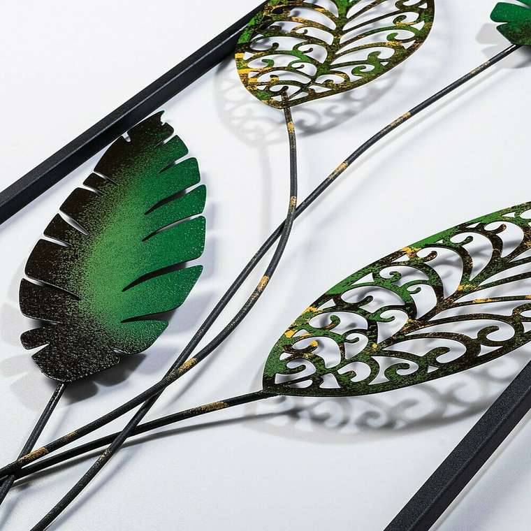 Настенный декор ручной работы Листья 32х90 из металла зелено-черного цвета