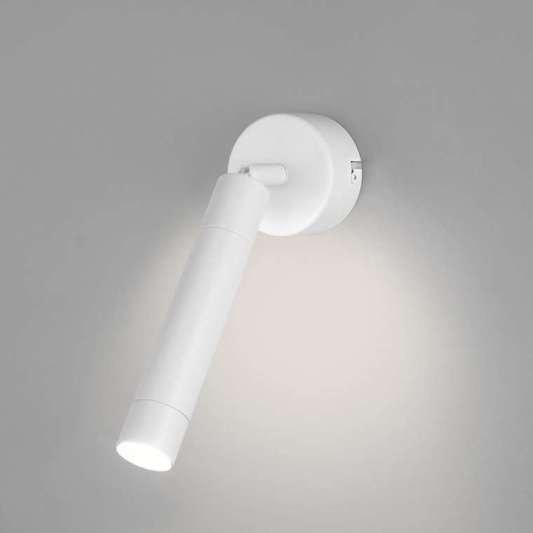 Настенно-потолочный светодиодный светильник Strong белого цвета