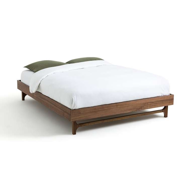 Кровать винтажная из орехового дерева с кроватным основанием Larsen 160x200 коричневого цвета