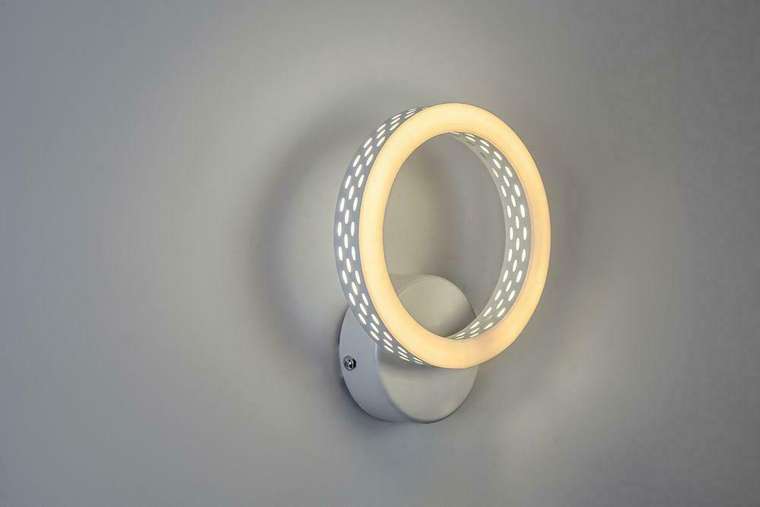 Бра 10240/1LED (акрил, цвет белый)