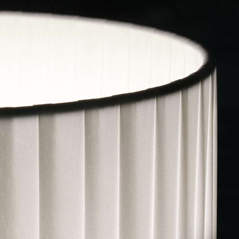 Настольный светильник с плафоном из ткани 101101 Kreis