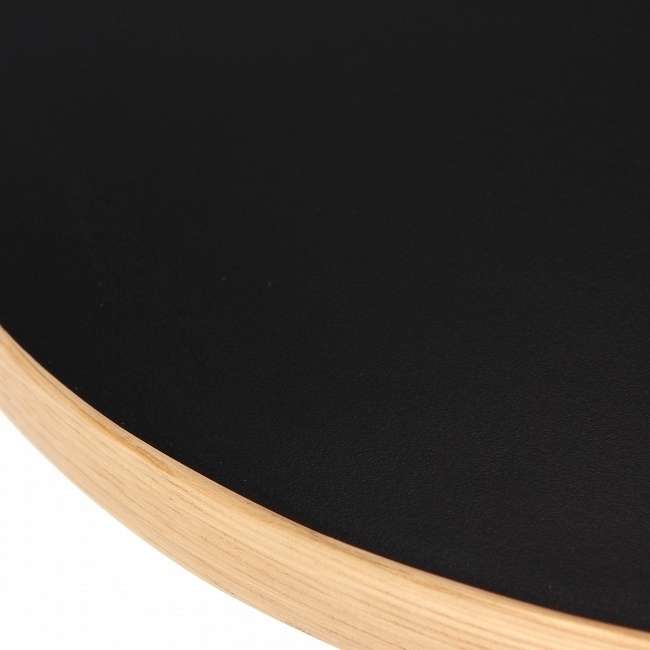 Кофейный стол Sputnik с круглой столешницей из пластика 