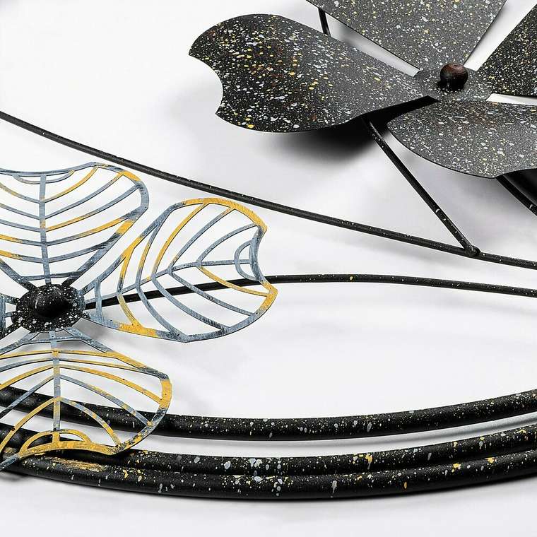 Настенный декор ручной работы Цветы 50х50 из металла черно-золотого цвета