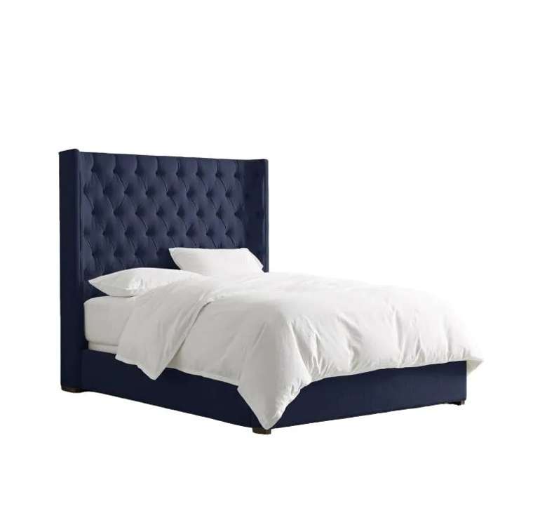 Кровать Zadie tufted 200х200 темно-синего цвета