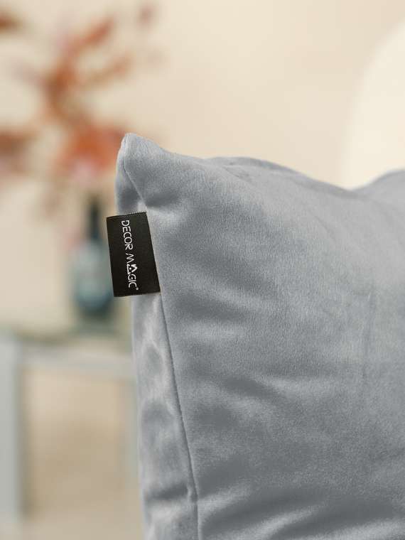 Декоративная подушка Monaco smoke 45х45 серебристого цвета
