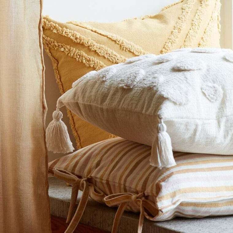 Pom Kissen