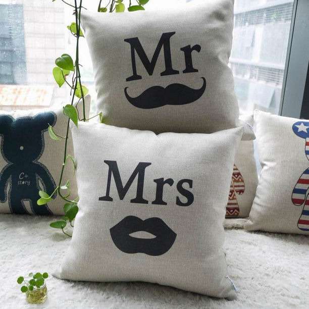 Чехлы для подушек "Mr" и "Mrs"