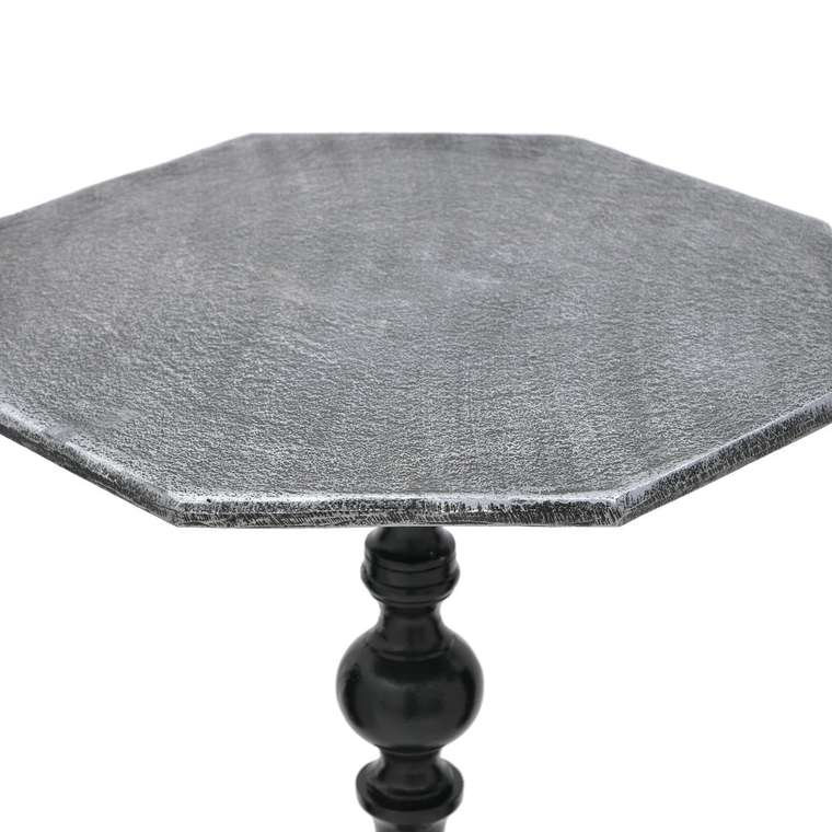 Кофейный столик серебристо-черного цвета