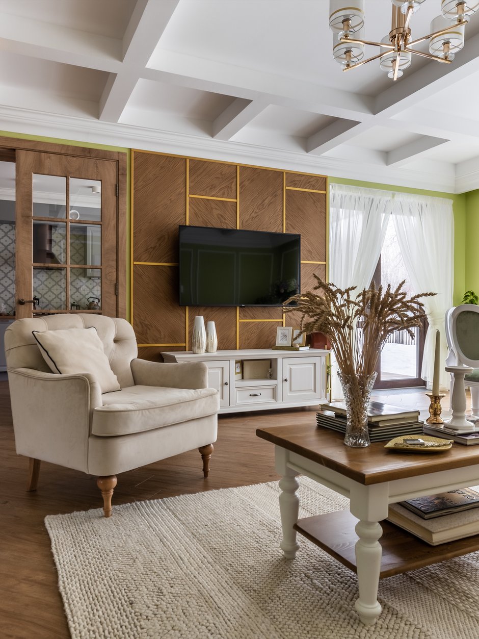 Фотография: Гостиная в стиле Прованс и Кантри, Классический, Эклектика, Дом, Проект дня, Дом и дача, как обустроить загородный дом, дизайн двухэтажного дома, как оформить дом в классическом стиле, 4 и больше, Более 90 метров, Самарская область, Татьяна Киреева, ремонт в доме – фото на INMYROOM