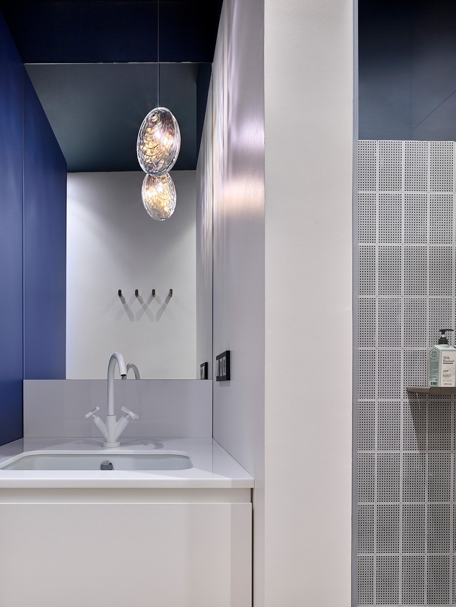 Фото: Ванная в стиле Модерн, Эклектика, Квартира, Проект дня, Москва, Фрунзенская набережная, Сталинка, 3 комнаты, 60-90 метров, Анна Громова – фото на INMYROOM