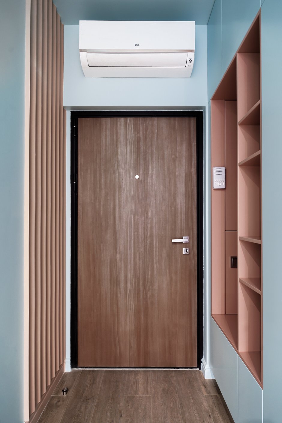 Фотография: Прихожая в стиле Современный, Квартира, Студия, Проект недели, Москва, до 40 метров – фото на INMYROOM